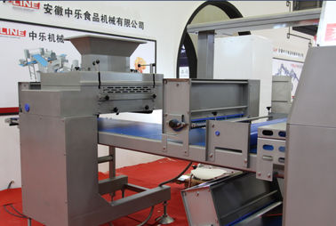 چین دستگاه لمینیت سازه دوغ انعطاف پذیر با عملکرد یکپارچه در یک خط کارخانه